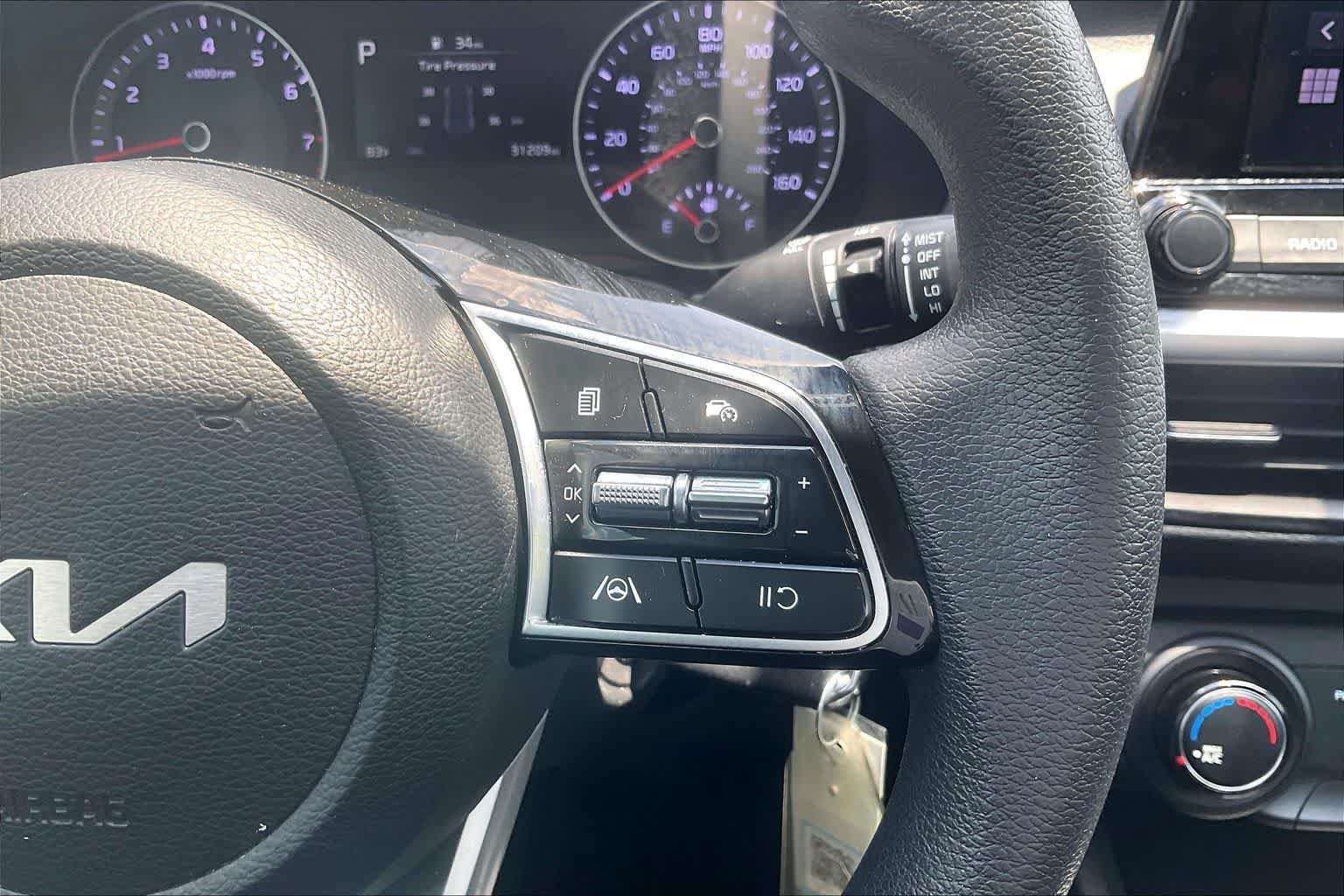 Certified 2022 Kia Forte LXS FWD image 23