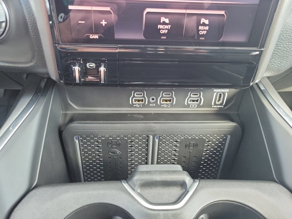 New 2026 RAM 1500 Laramie w/ Night Edition AWD/4WD image 20
