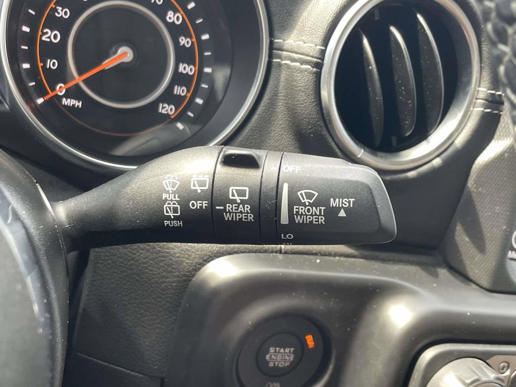 Used 2022 Jeep Wrangler Unlimited Sahara w/ Cold Weather Group AWD/4WD image 23