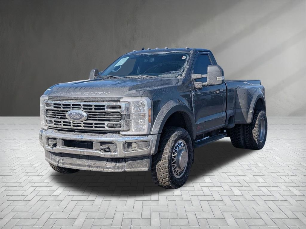 Used 2023 Ford F450 Lariat image 2