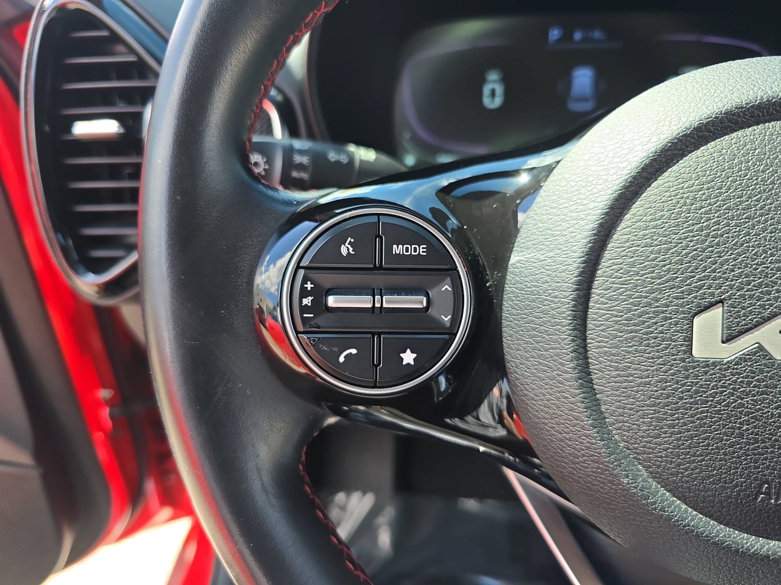 Used 2023 Kia Soul GT-Line FWD image 17