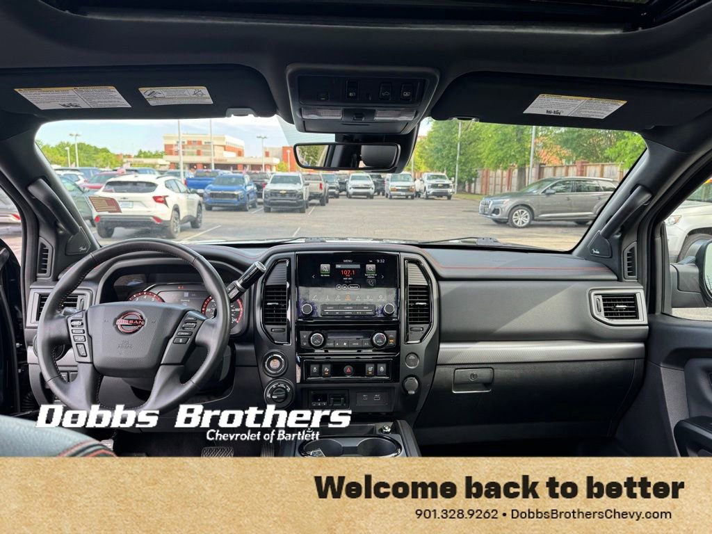 Used 2023 Nissan Titan PRO-4X w/ Pro-4x Convenience Package AWD/4WD image 12