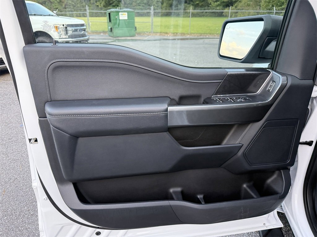 Used 2022 Ford F150 XLT w/ Equipment Group 302A High image 10