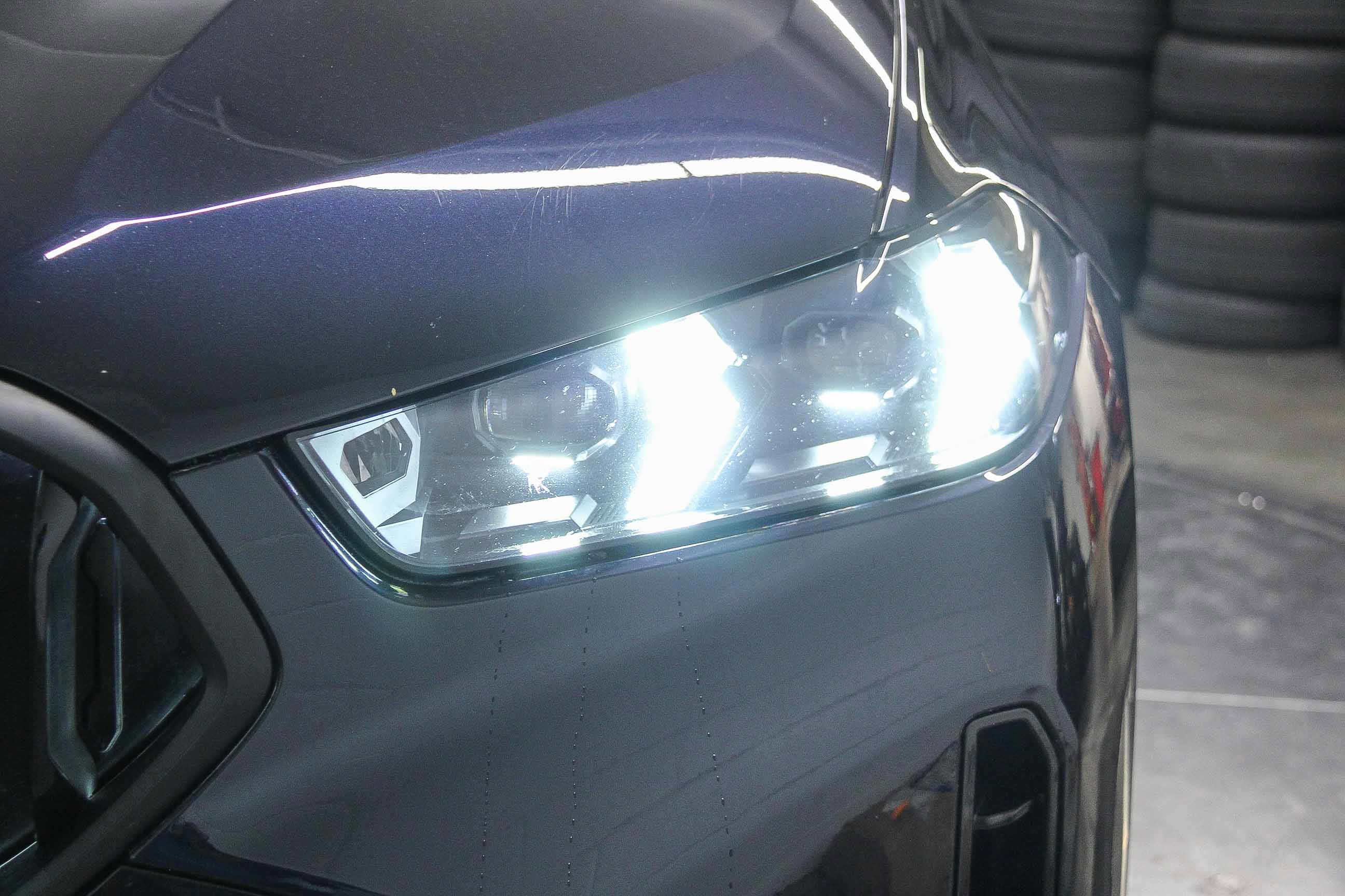 Used 2024 BMW X6 xDrive40i w/ Executive Package image 10