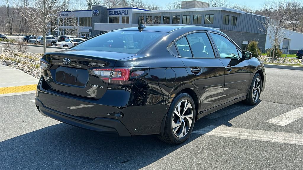 Used 2025 Subaru Legacy Premium image 4