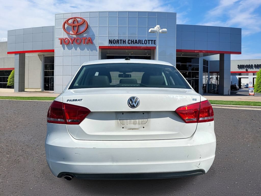 Used 2013 Volkswagen Passat 2.5 SE FWD image 6
