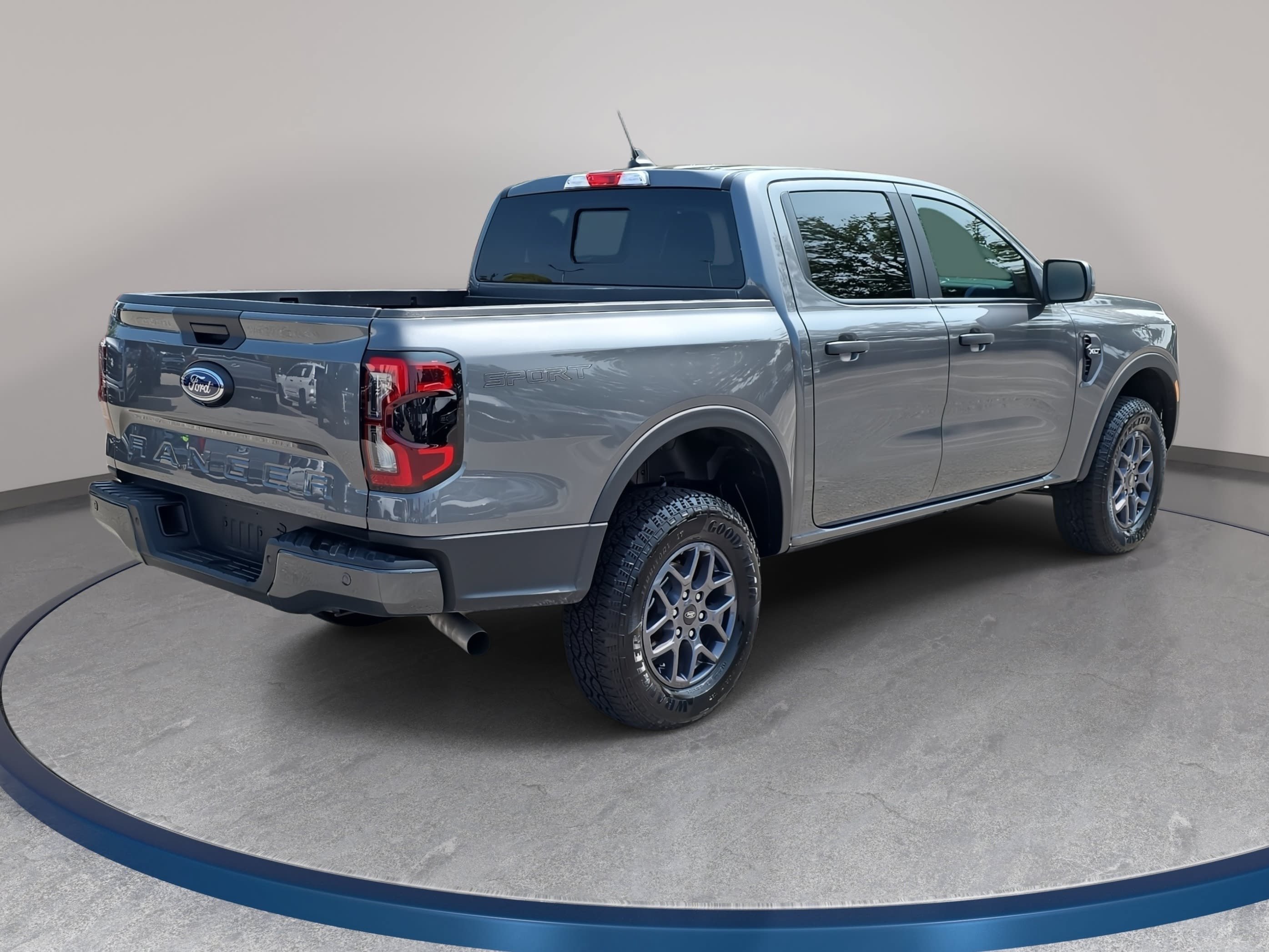 Used 2025 Ford Ranger XLT RWD image 5