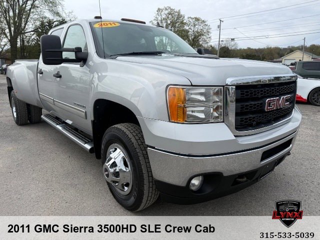 Used 2011 GMC Sierra 3500 SLE w/ SLE Preferred Package AWD/4WD image 7
