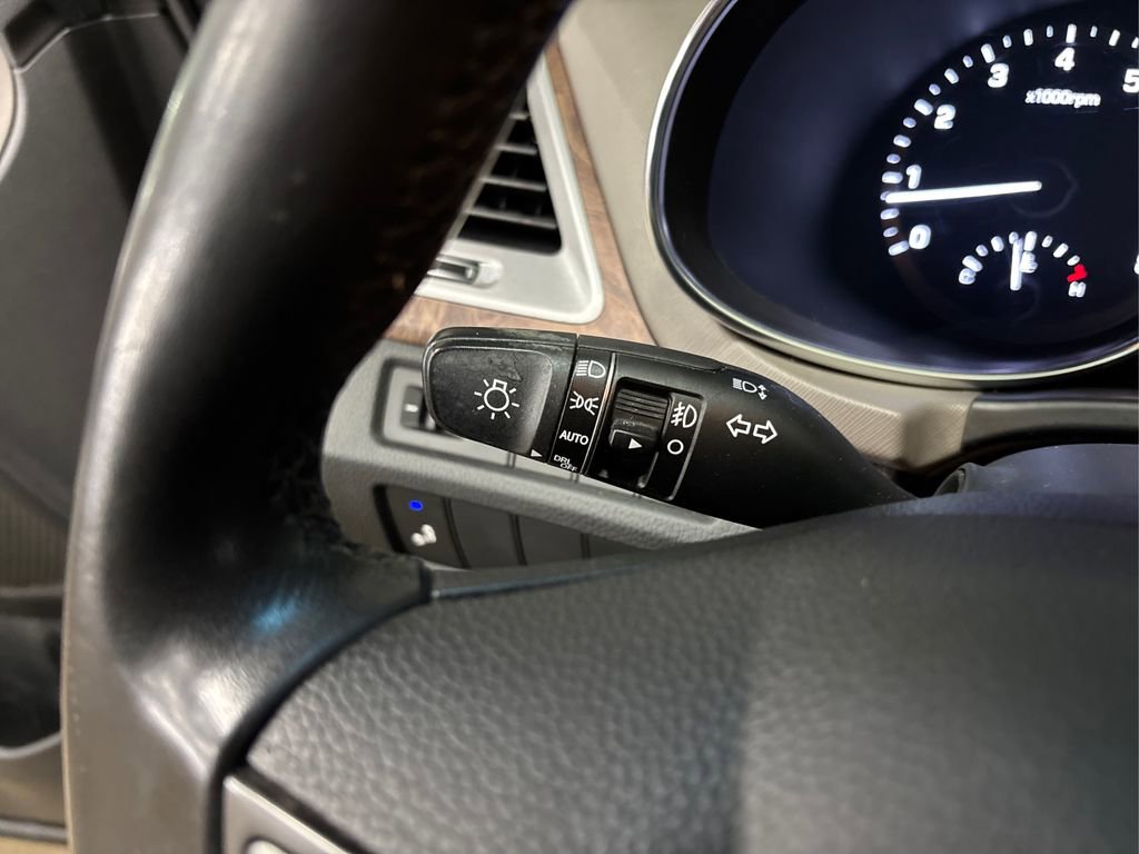 Used 2017 Hyundai Santa Fe SE w/ SE Premium Package 02 image 25