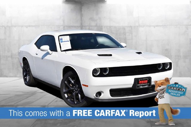 Used 2023 Dodge Challenger SXT w/ Plus Package RWD image 2