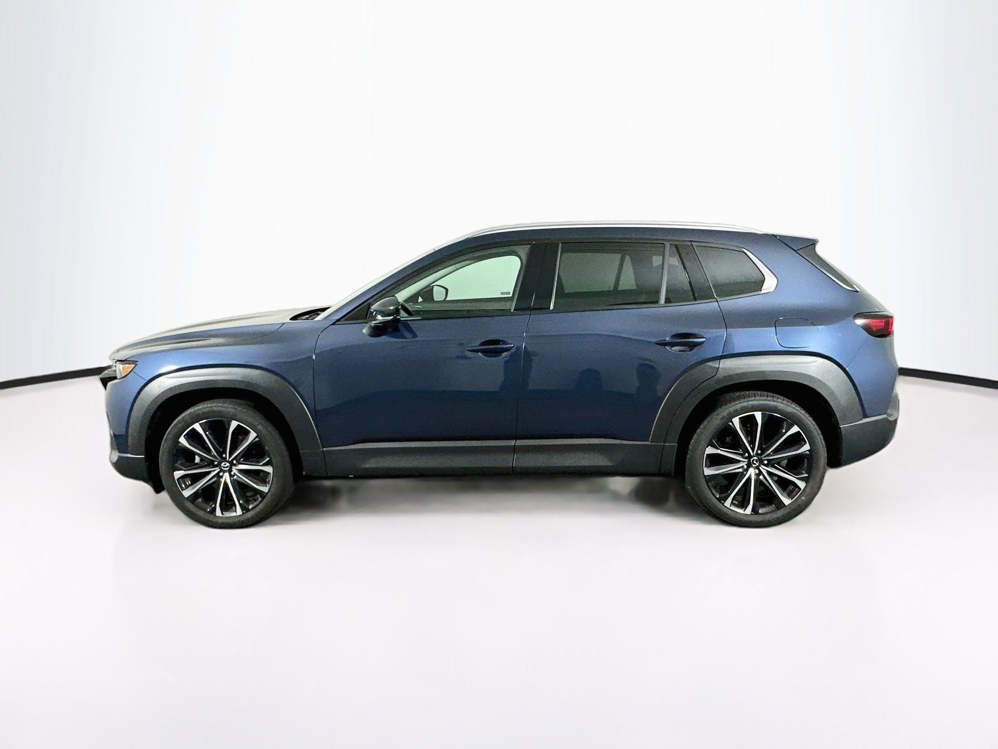 Used 2025 MAZDA CX-50 AWD 2.5 S w/ Premium Plus Pkg image 4