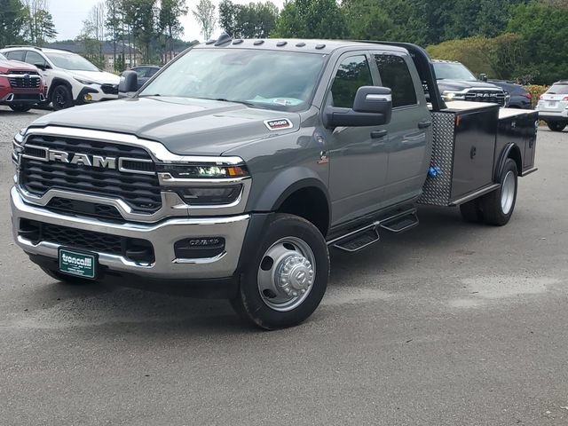 New 2026 RAM 5500 Tradesman AWD/4WD image 3