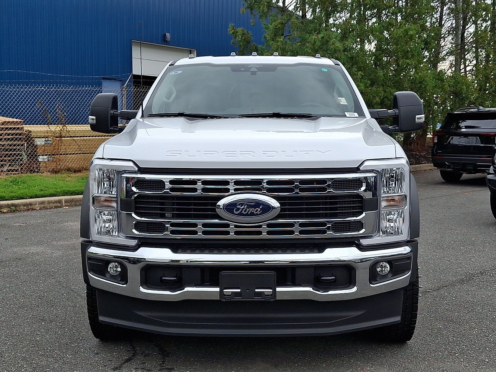 New 2026 Ford F450 XL w/ XL Chrome Package AWD/4WD image 2