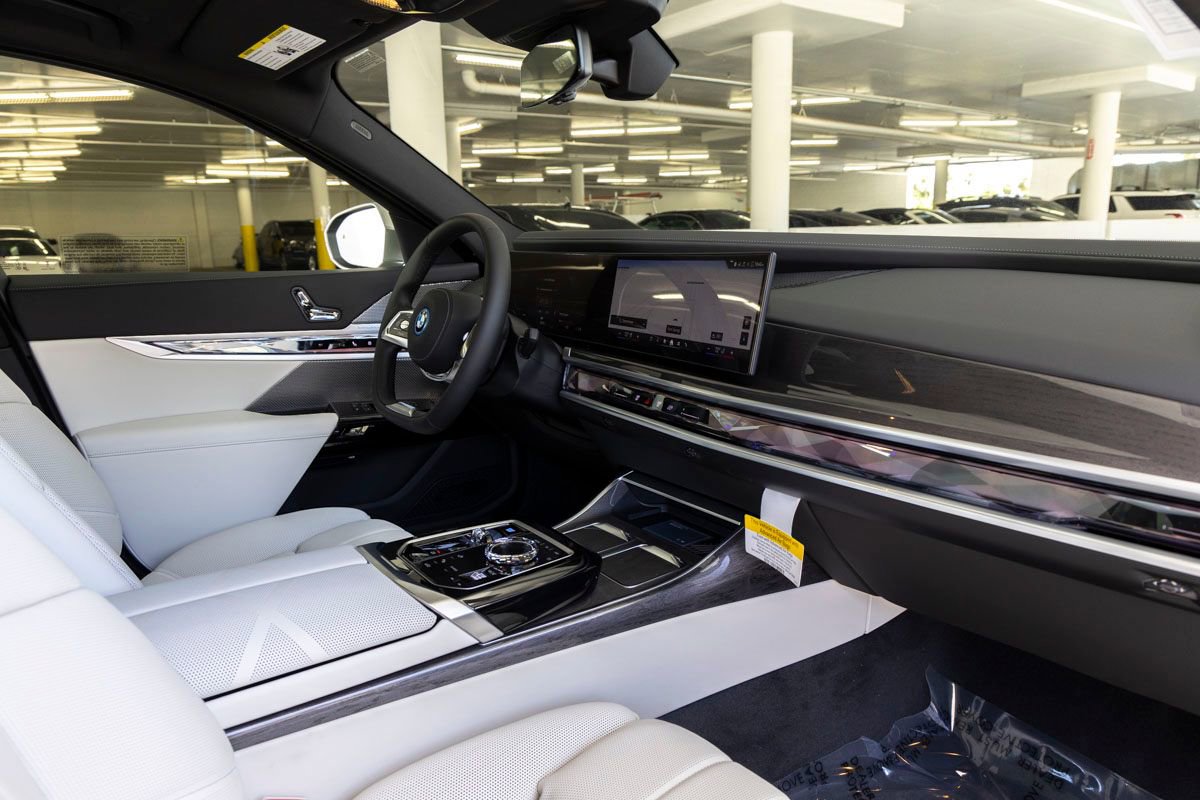 New 2026 BMW i7 eDrive50 RWD image 30