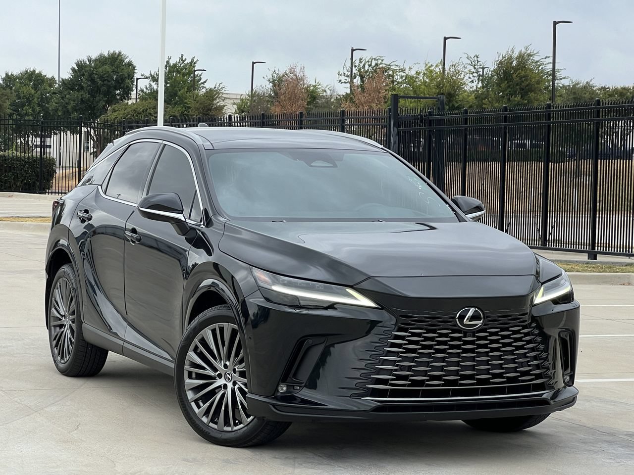 Used 2024 Lexus RX 350 FWD w/ Convenience Package image 1
