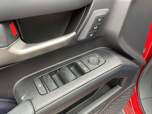 Used 2025 Toyota 4Runner Platinum image 18