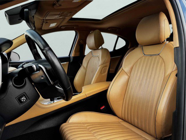 Used 2022 Genesis G70 2.0T w/ Prestige Package image 16