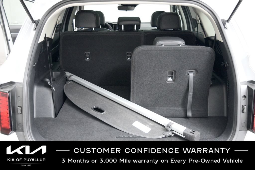 Certified 2022 Kia Sorento S w/ Panoramic Sunroof Package AWD/4WD image 20