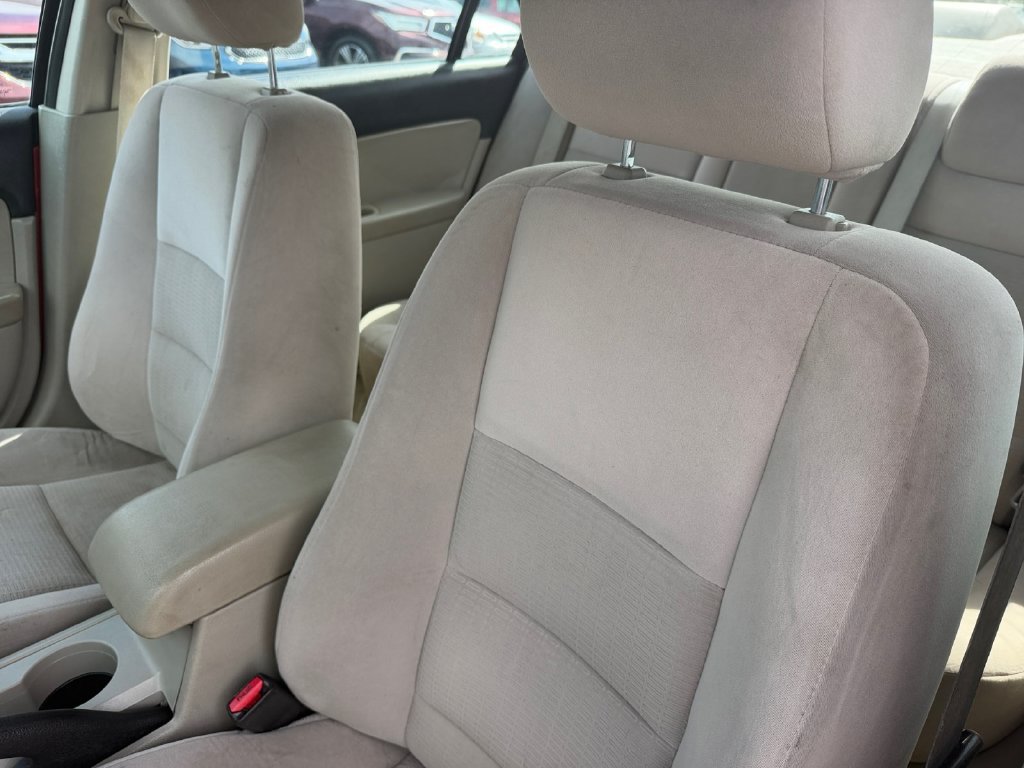 Used 2006 Ford Fusion SE FWD image 13