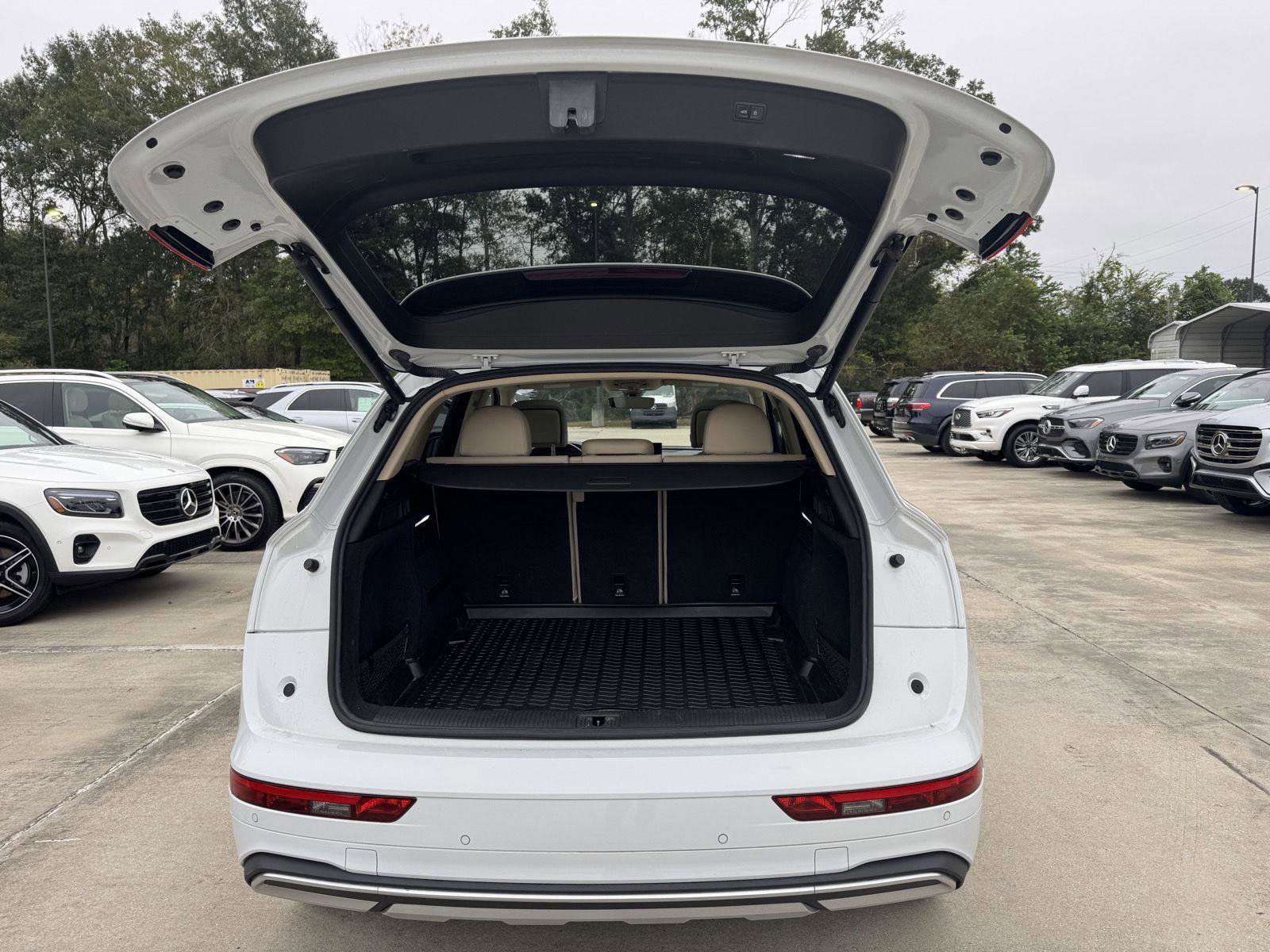 Used 2021 Audi Q5 Premium Plus image 24