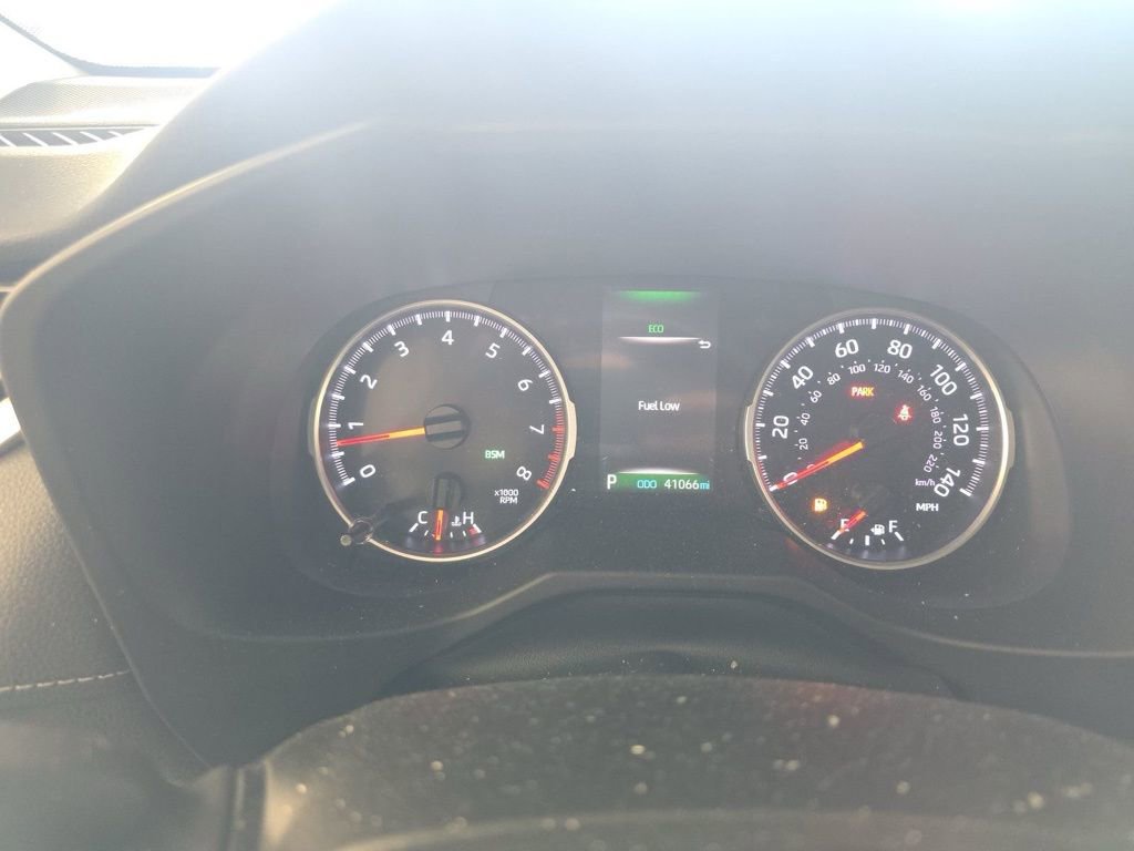 Used 2019 Toyota RAV4 XLE Premium w/ All Weather Liner Package image 10