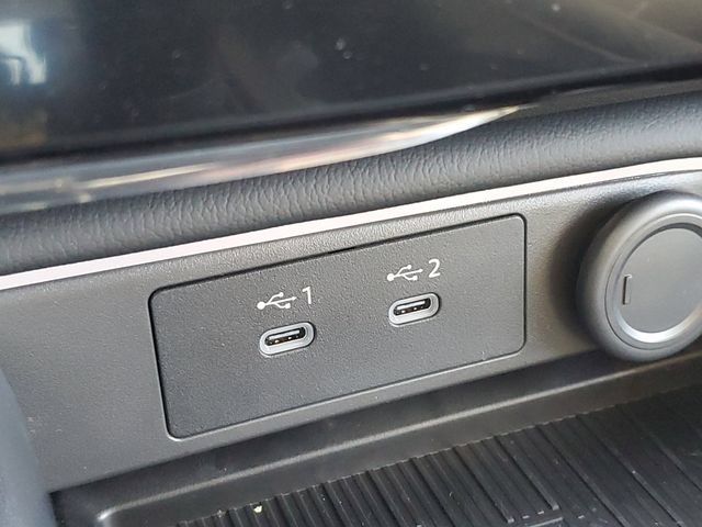 New 2026 Nissan Sentra SR w/ SR Premium Package FWD image 18