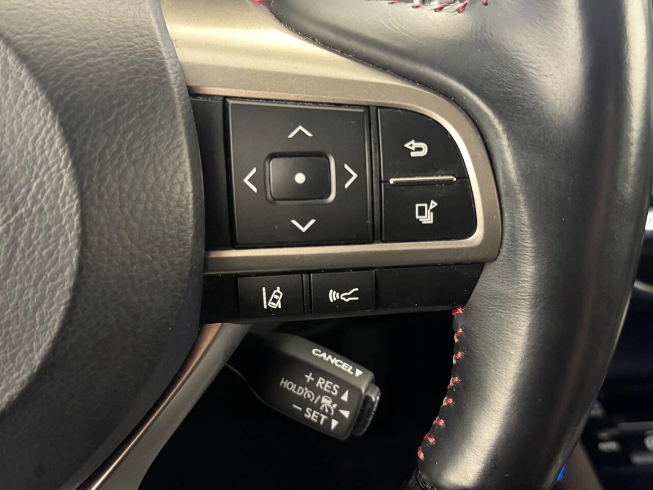 Used 2018 Lexus RX 450hL Luxury w/ Accessory Package image 32