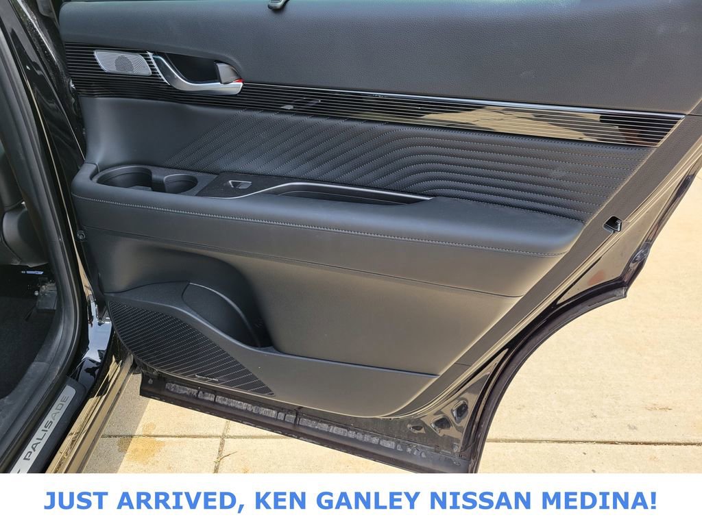 Used 2025 Hyundai Palisade Calligraphy AWD/4WD image 22
