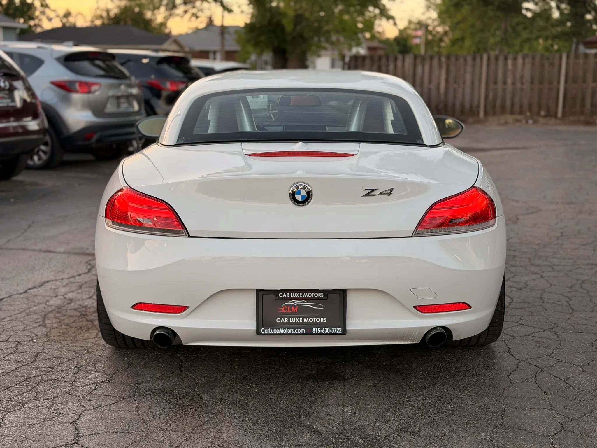 Used 2010 BMW Z4 sDrive35i RWD image 8