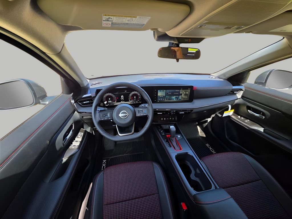 Used 2025 Nissan Kicks SR AWD/4WD image 11