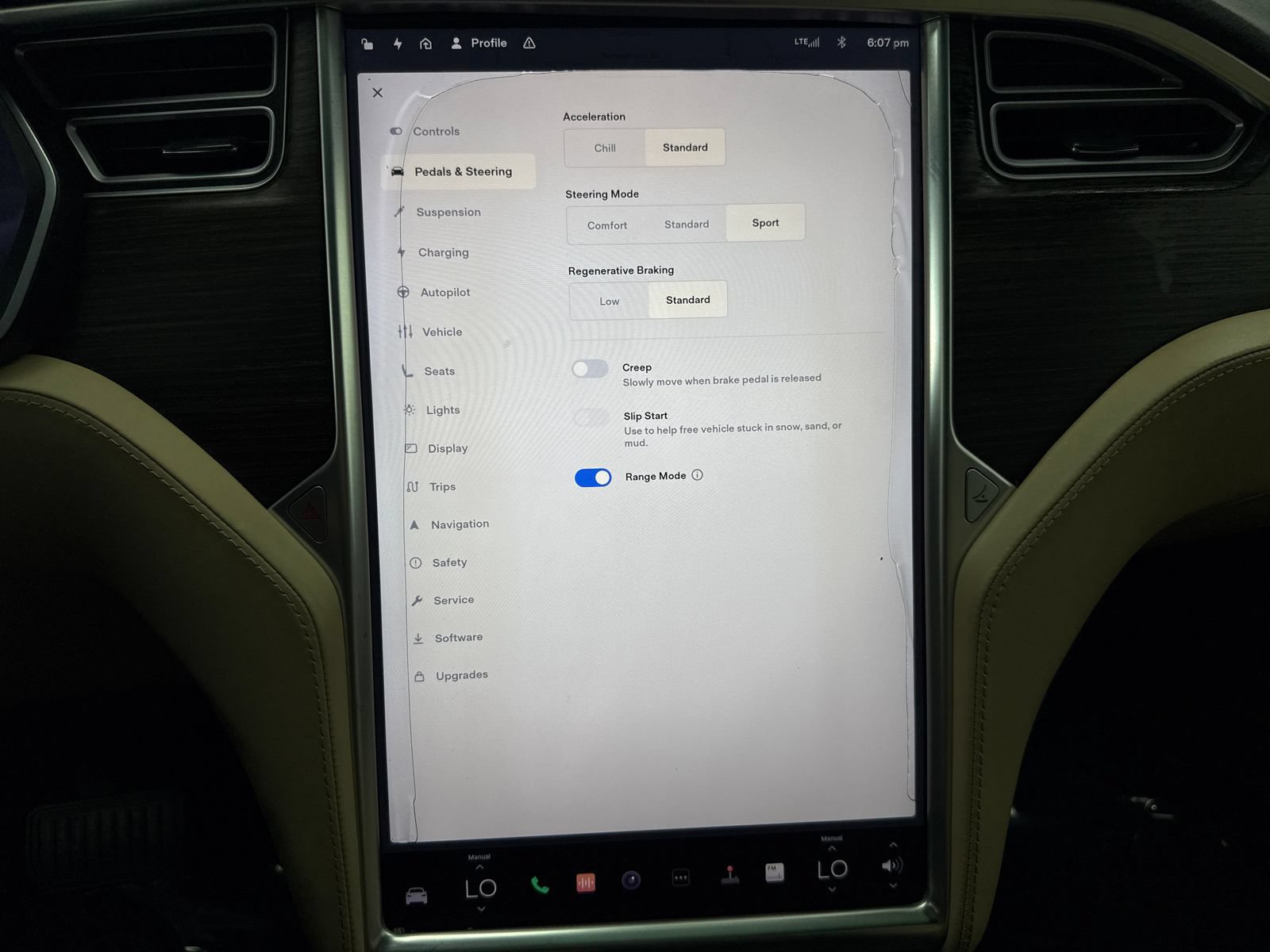 Used 2016 Tesla Model X 75D AWD/4WD image 33