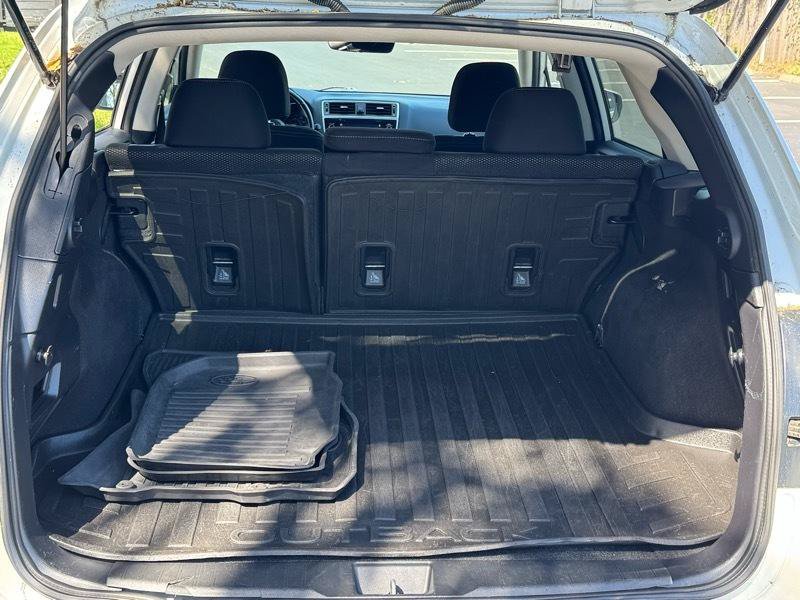 Used 2019 Subaru Outback 2.5i Premium AWD/4WD image 19