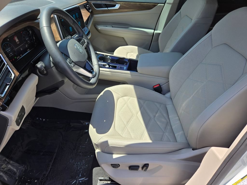 Certified 2024 Volkswagen Atlas SE AWD/4WD image 10