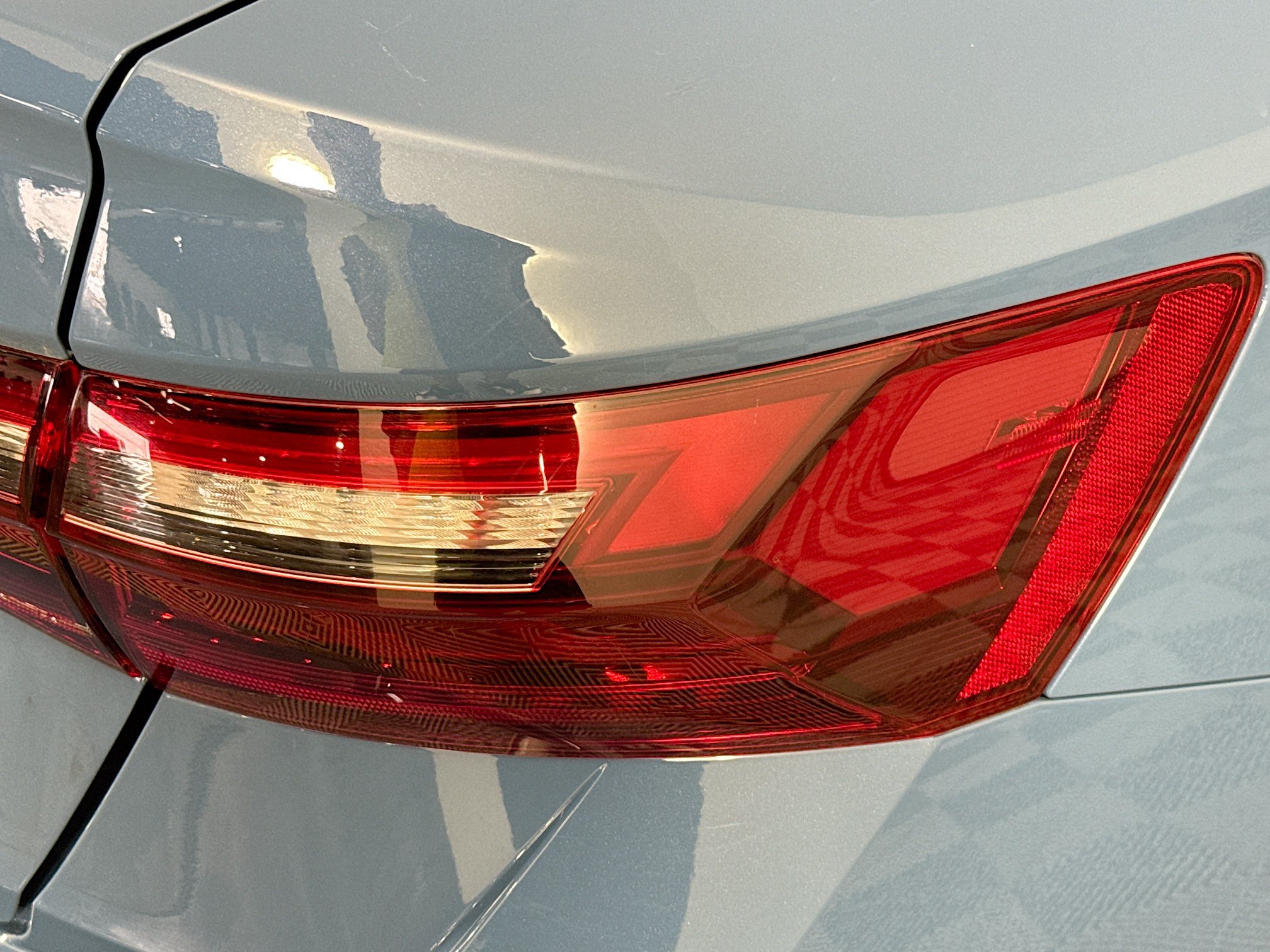 Used 2025 Volkswagen Jetta SE FWD image 33