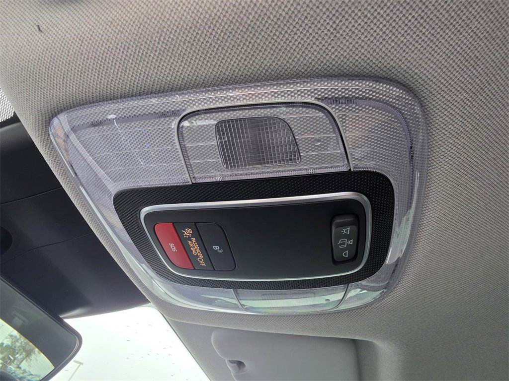 Used 2023 Hyundai Elantra SEL w/ Convenience Package image 26