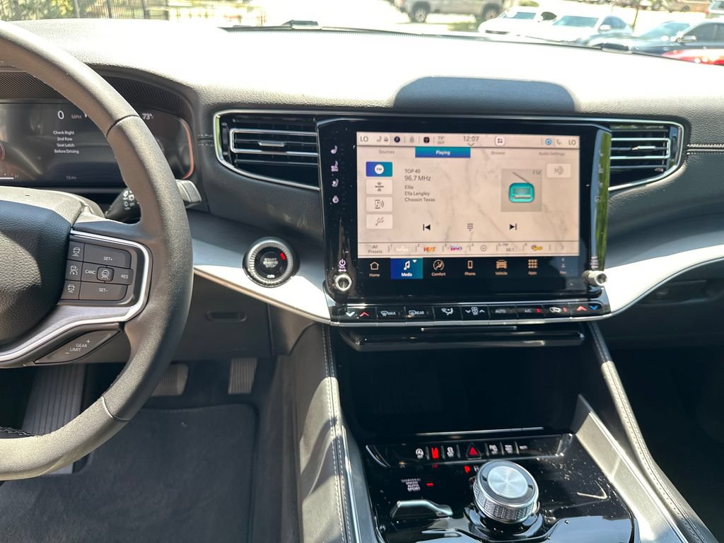 New 2026 Jeep Grand Wagoneer L 4WD image 23