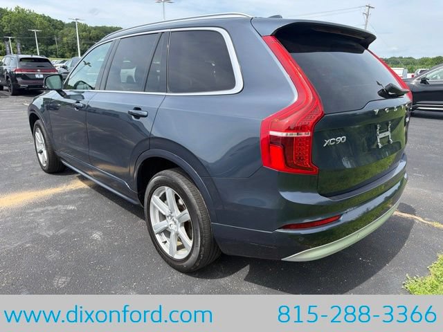 Used 2022 Volvo XC90 T5 Momentum AWD/4WD image 3