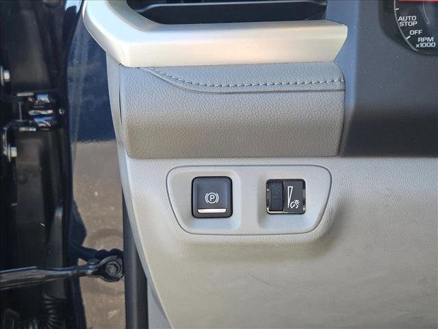 Used 2017 GMC Acadia SLE image 6