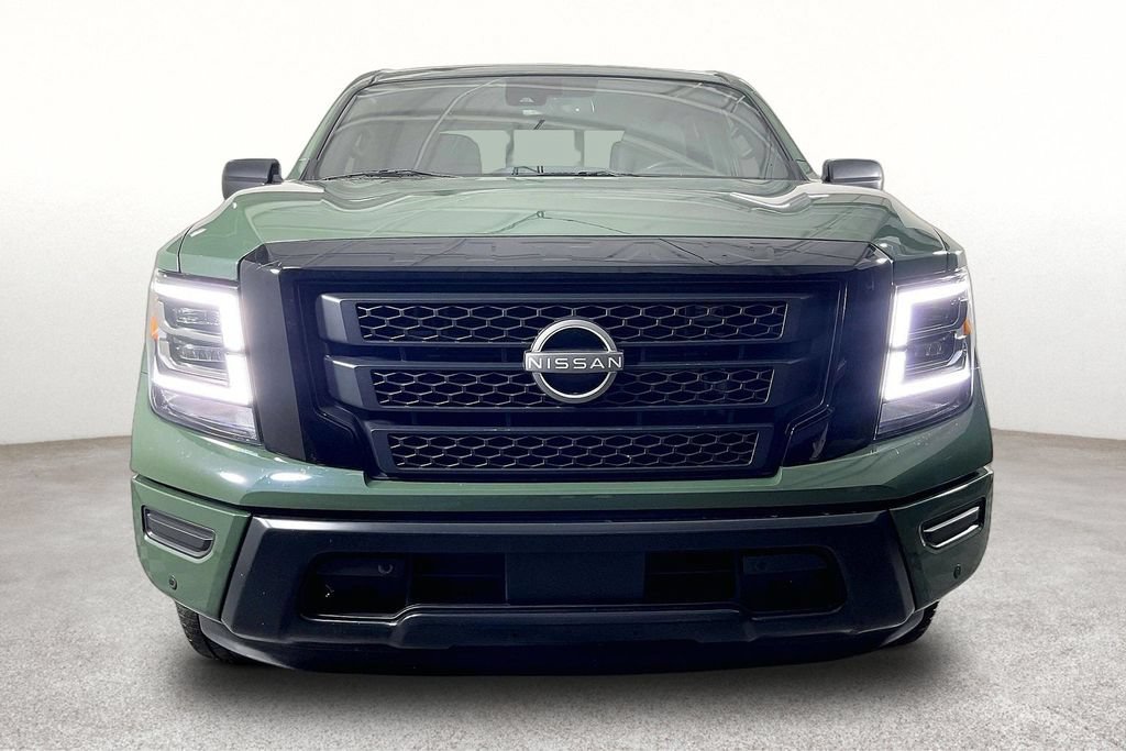 Used 2024 Nissan Titan SV w/ SV Bronze Edition Package RWD image 4