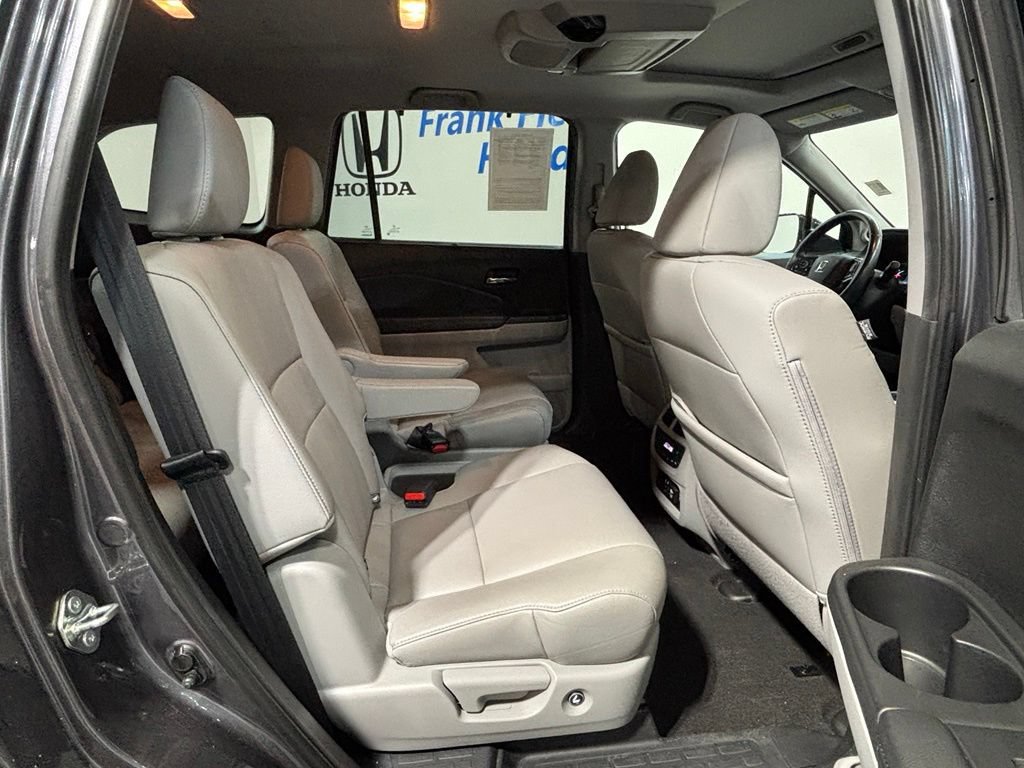 Used 2019 Honda Pilot Touring image 35