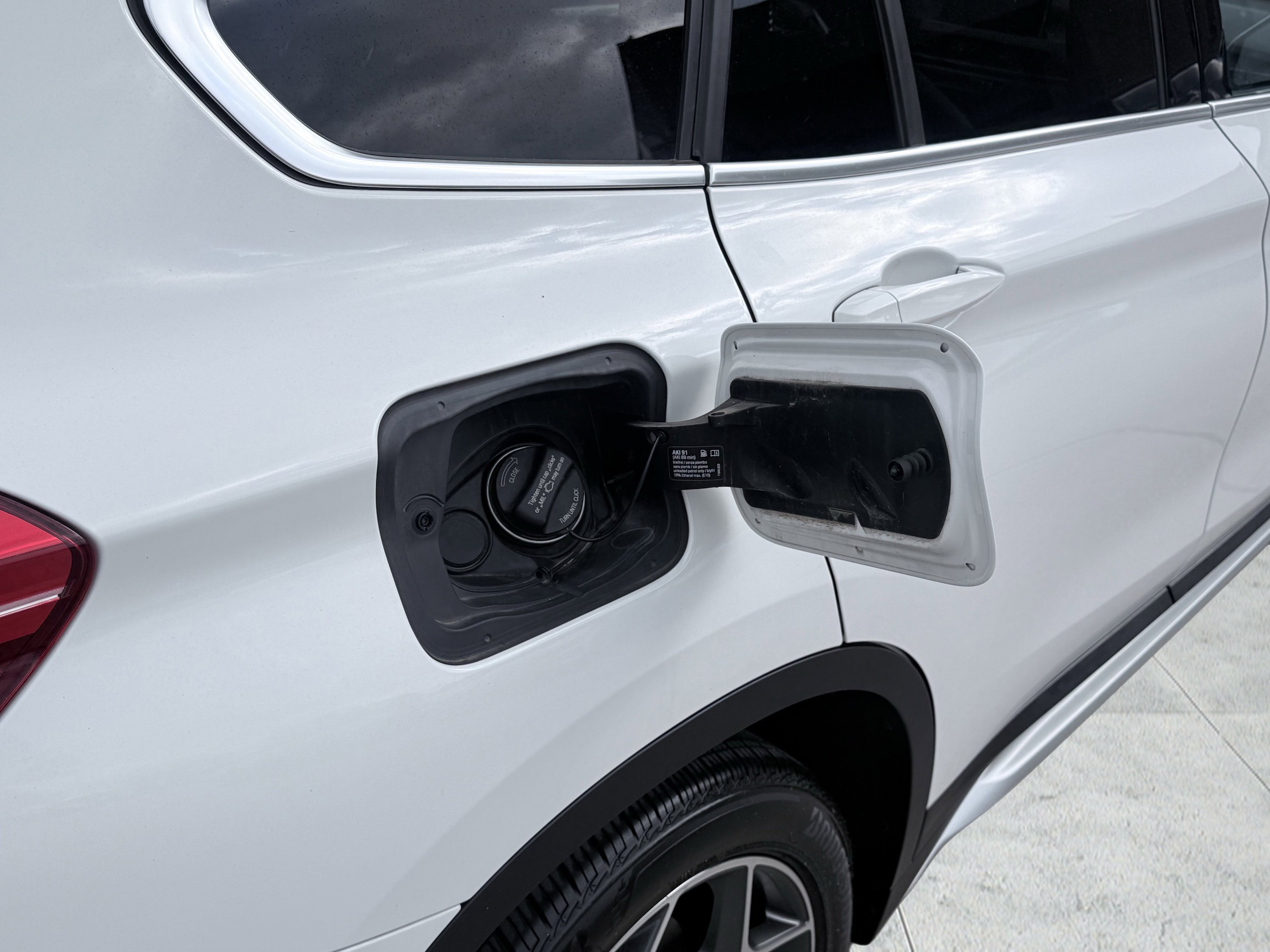 Used 2016 BMW X1 xDrive28i image 11