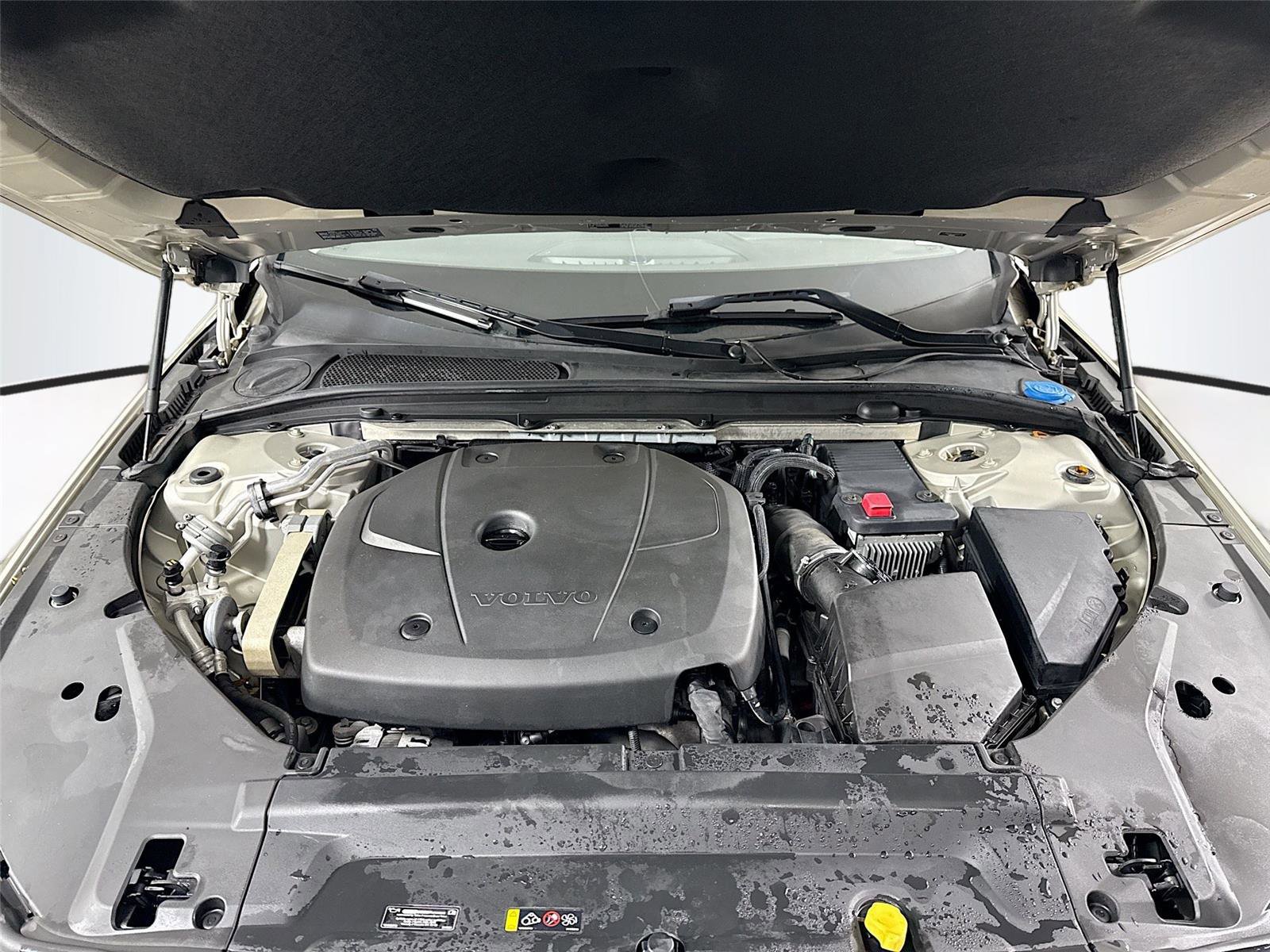 Used 2018 Volvo S90 T5 Momentum w/ Convenience Package image 24