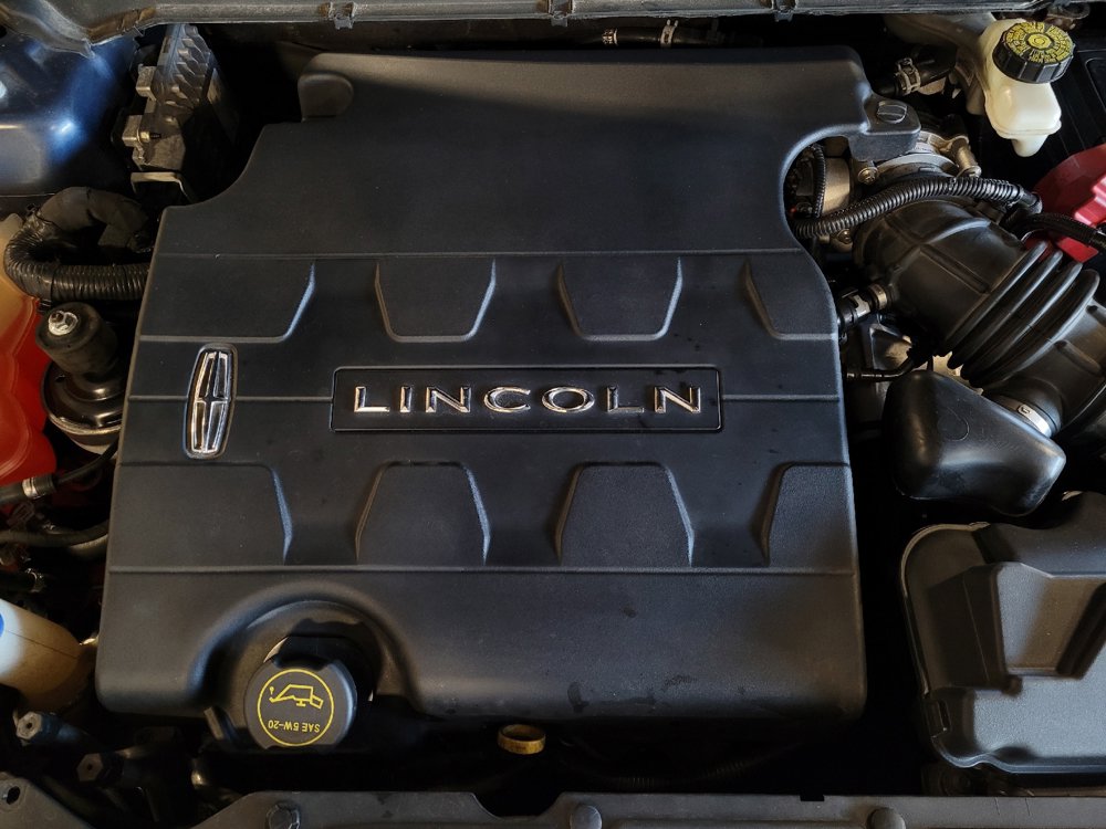 Used 2018 Lincoln Continental Premiere FWD image 30