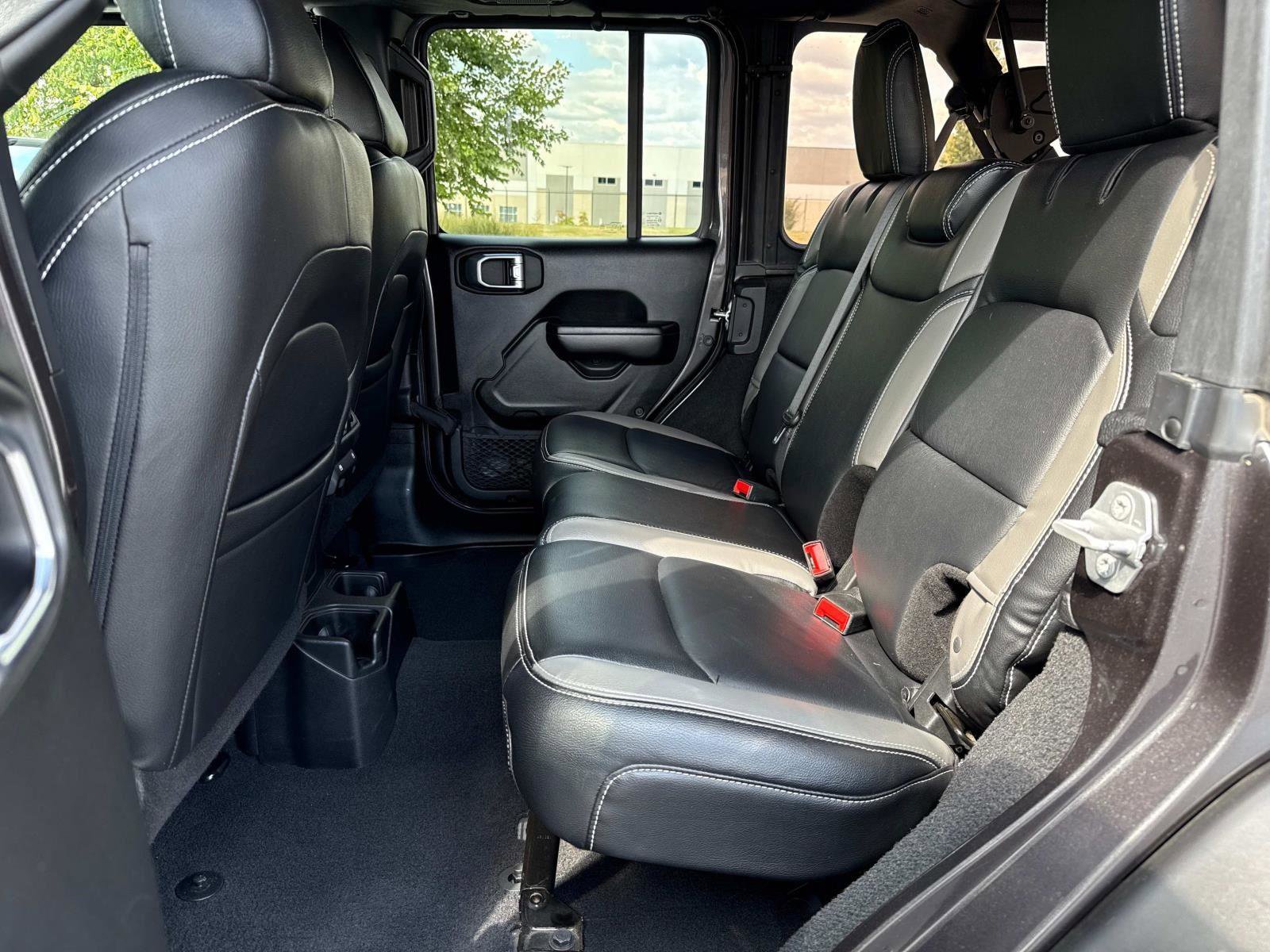 Used 2021 Jeep Wrangler Unlimited Sport image 21