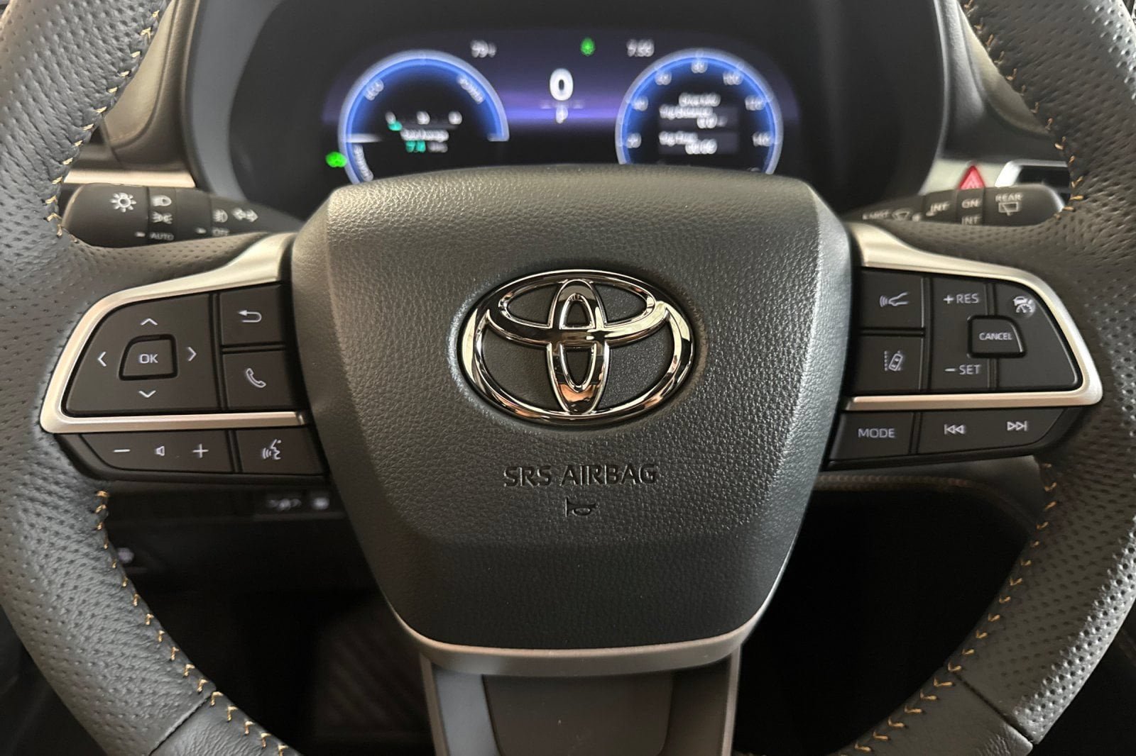 New 2026 Toyota Sienna XLE Woodland Edition AWD/4WD image 29