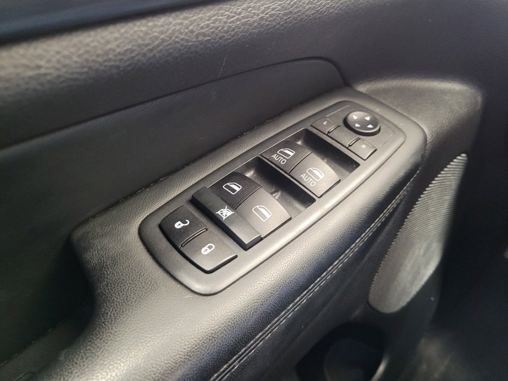 Used 2020 Jeep Grand Cherokee Altitude AWD/4WD image 27