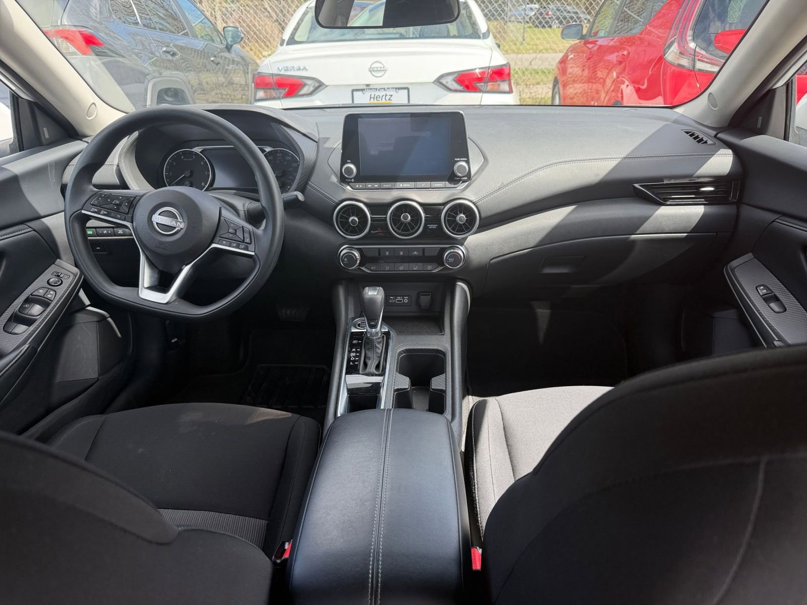 Used 2025 Nissan Sentra SV FWD image 39