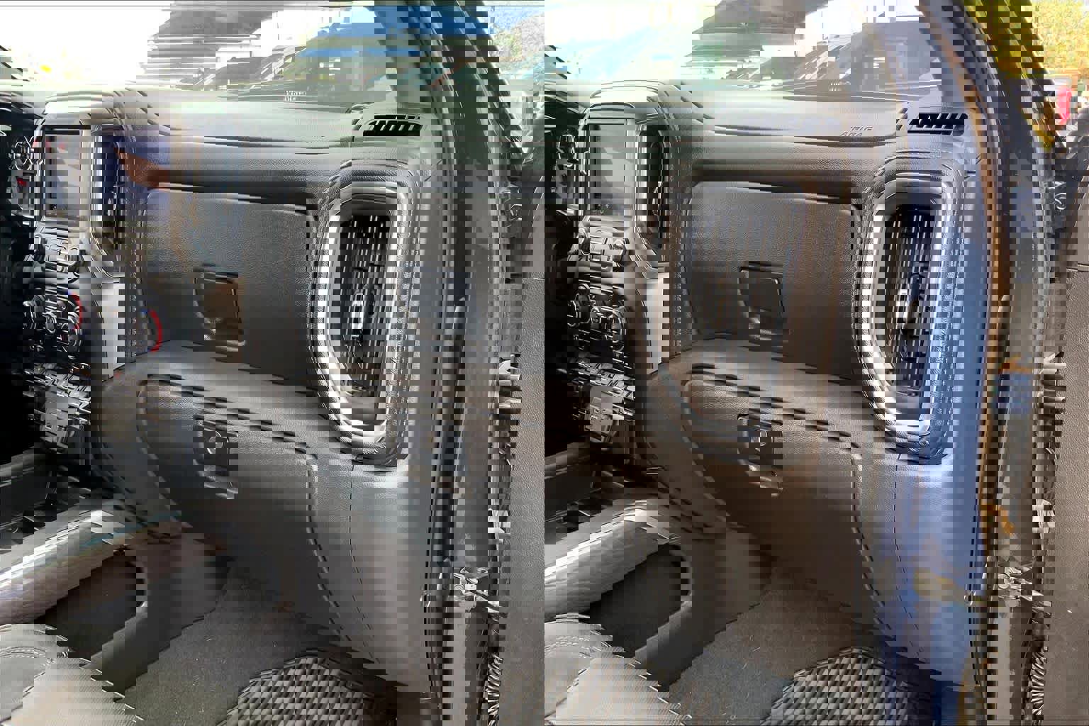 Used 2019 Chevrolet Silverado 1500 LTZ w/ LTZ Texas Edition image 19