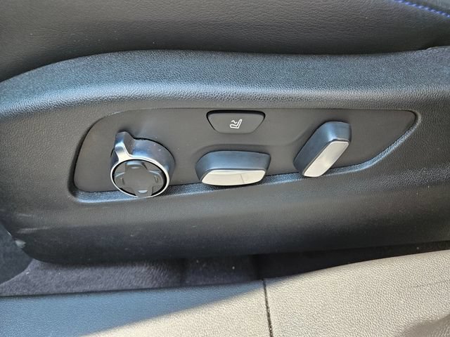 Used 2024 Cadillac XT4 Sport FWD image 9