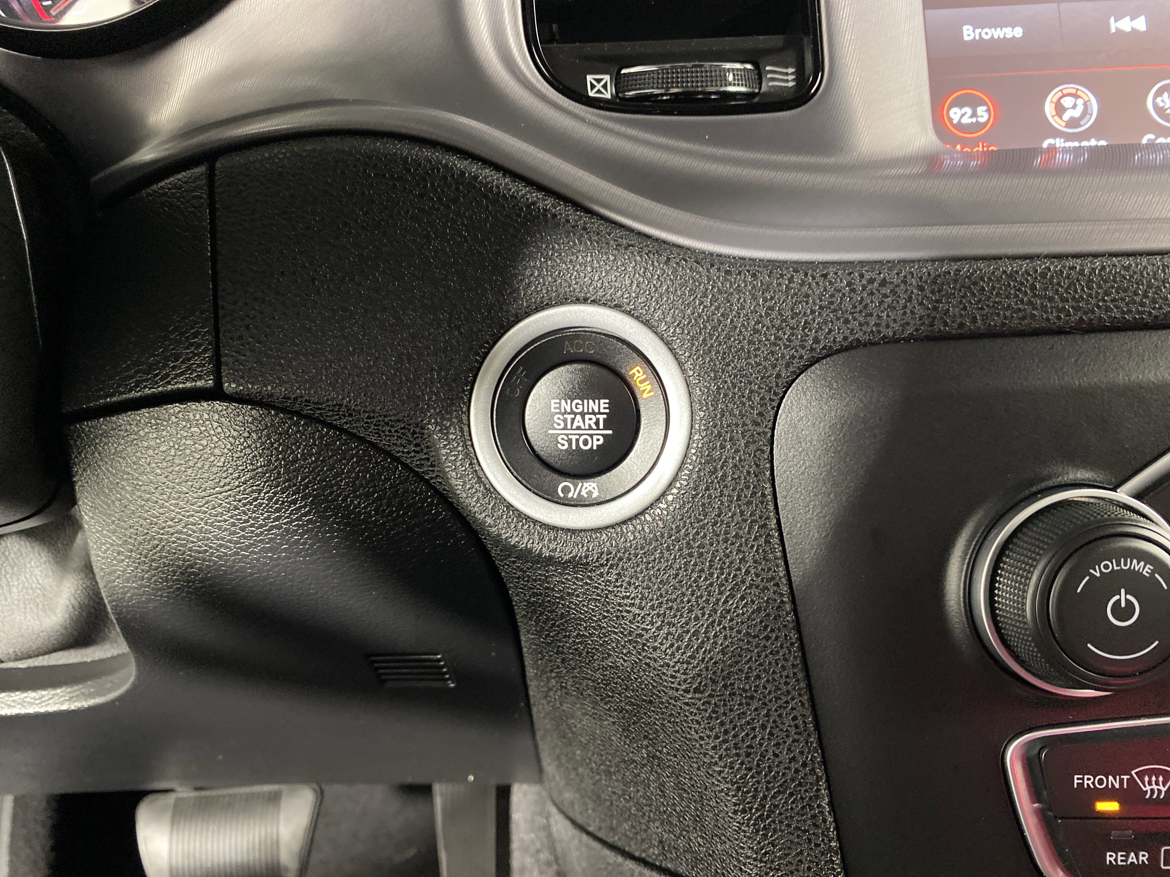 Used 2023 Dodge Charger SXT w/ Blacktop Package image 26